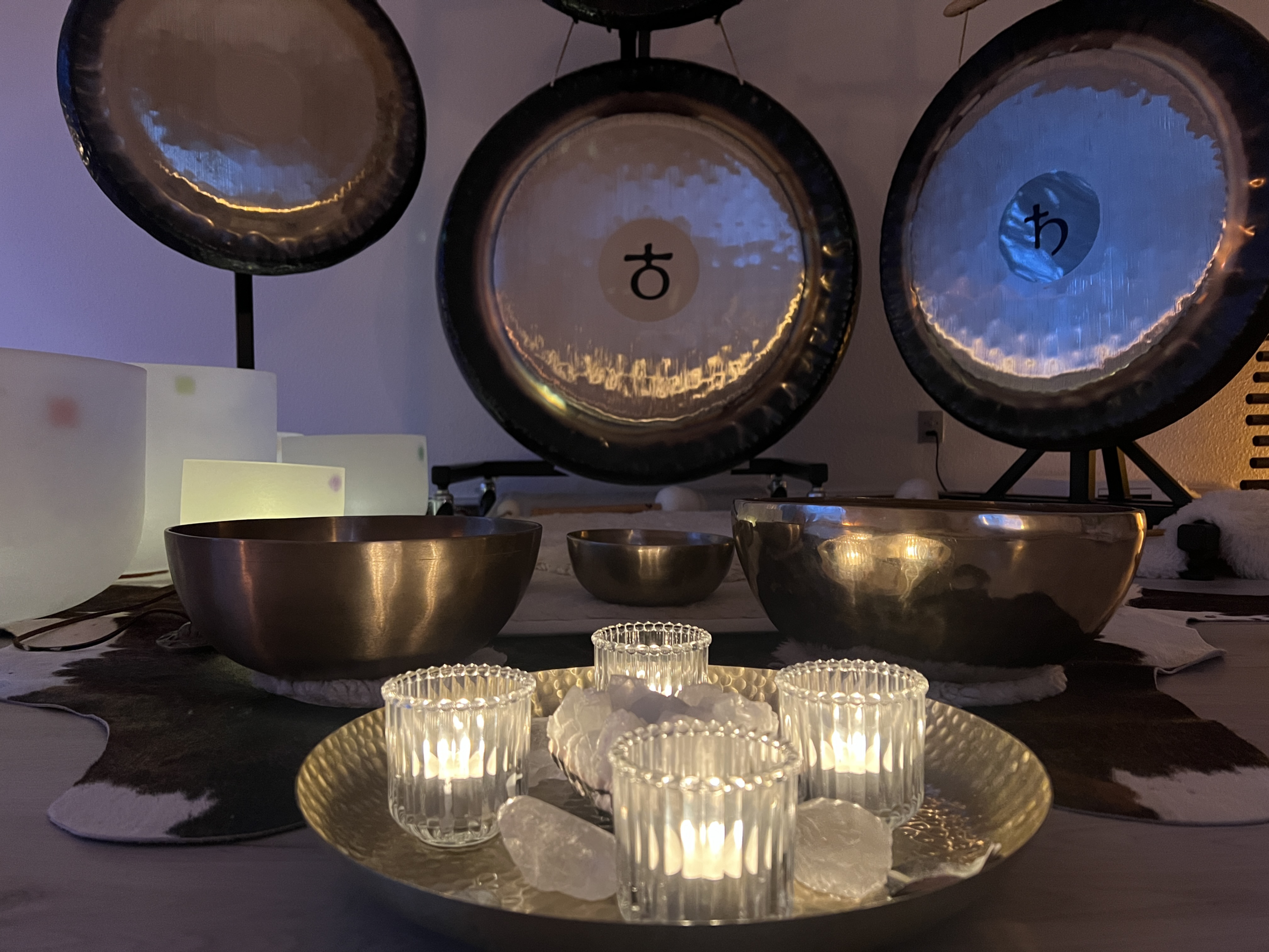 Gong og syngeskåle i Klanghuset